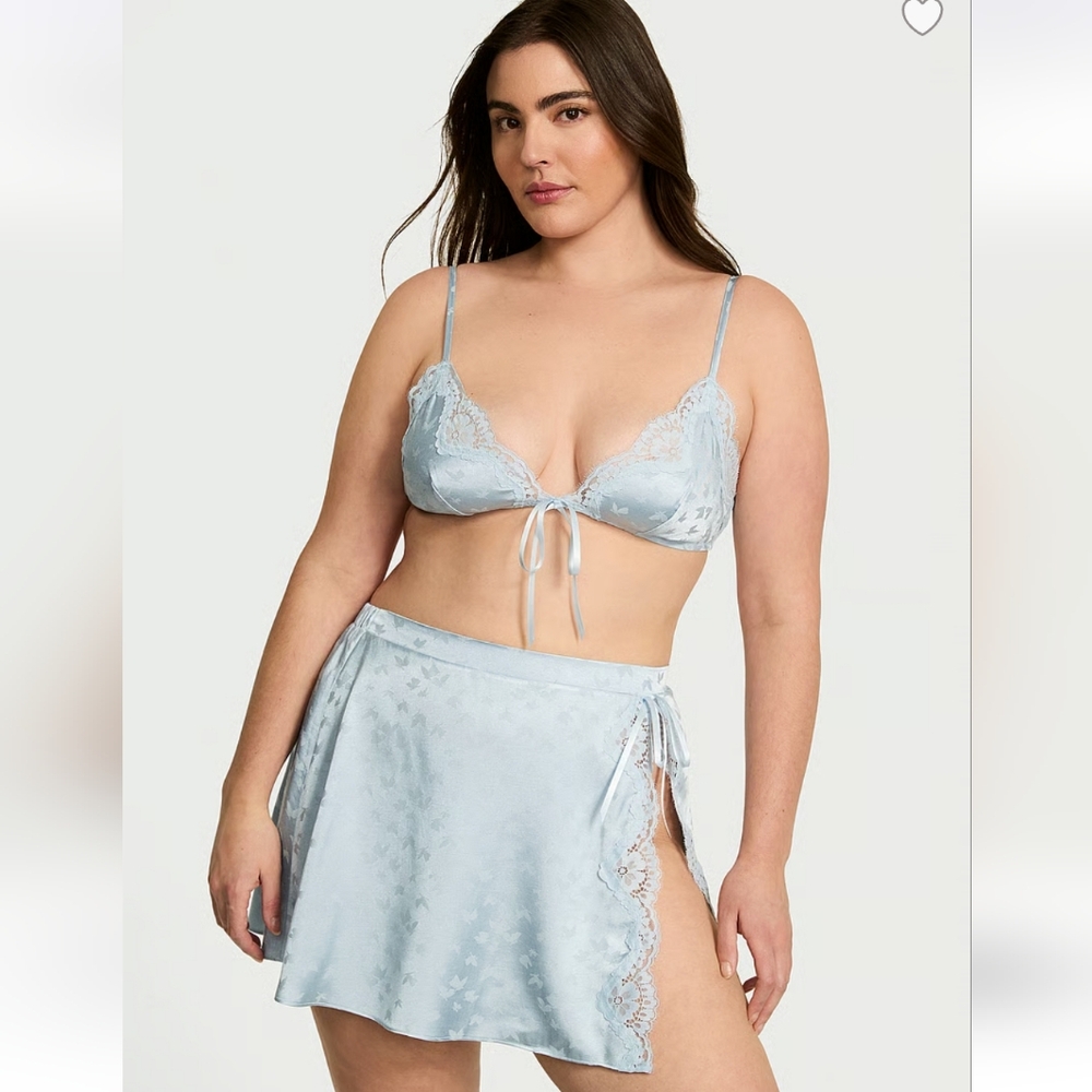 🩵🩵 VICTORIA'S SECRET Dream Angels TEASE BUTTERFLY SATIN BRALETTE & SKIRT 🩵🩵